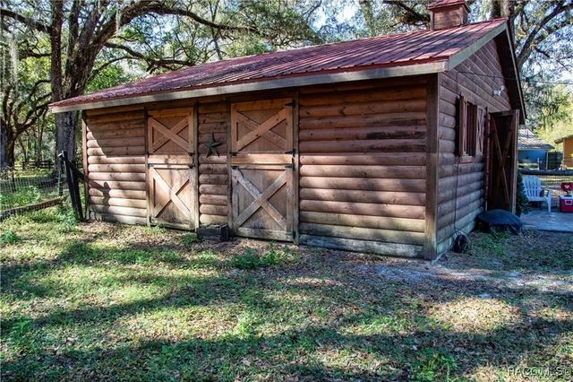 7545 S Old Oaks Drive, Floral City, FL 34436