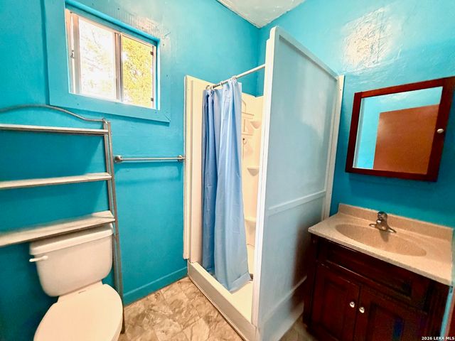 944 Briscoe Aly, San Antonio, TX 78207
