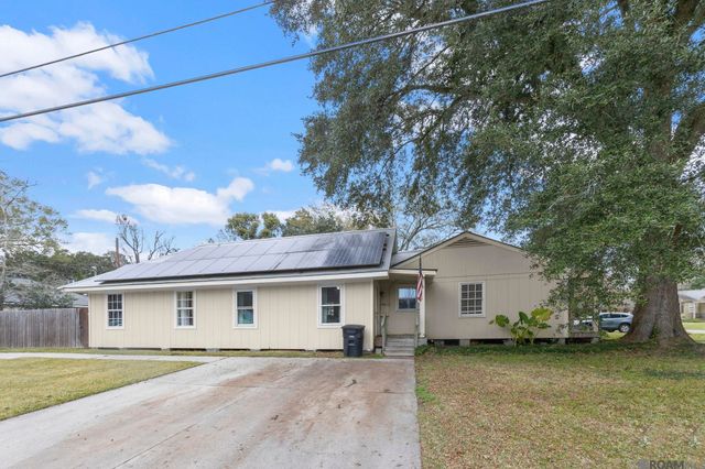 513 Centenary Dr, Baton Rouge, LA 70808