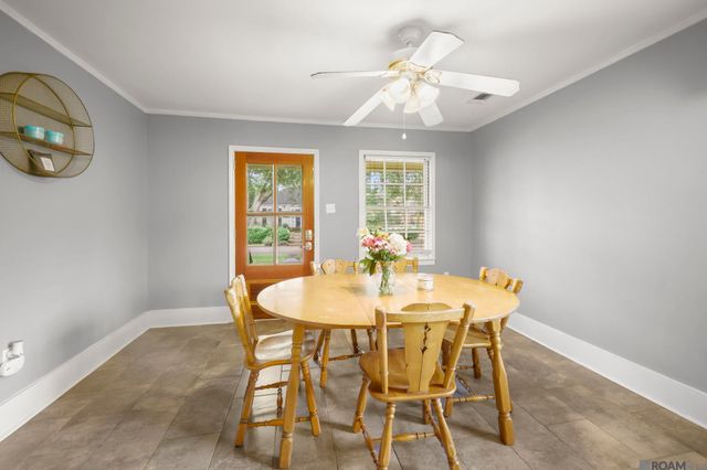 513 Centenary Dr, Baton Rouge, LA 70808