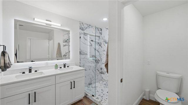 6715 Queens Crown East Street, San Antonio, TX 78233
