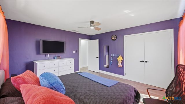 6715 Queens Crown East Street, San Antonio, TX 78233
