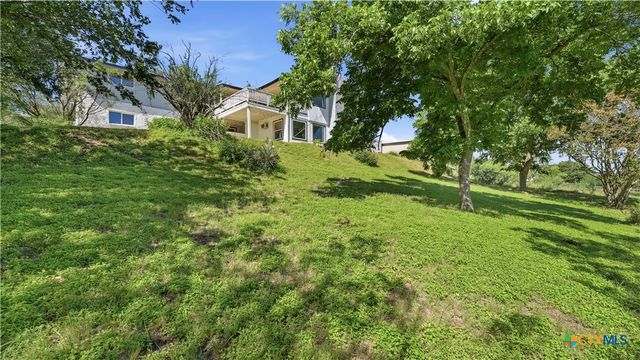 6715 Queens Crown East Street, San Antonio, TX 78233