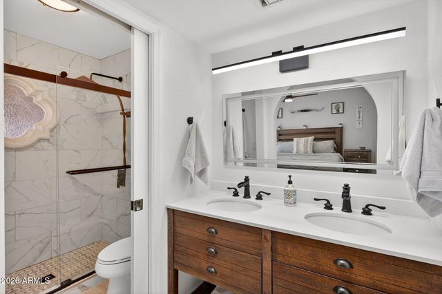 7984 E CACTUS WREN Road, Scottsdale, AZ 85250