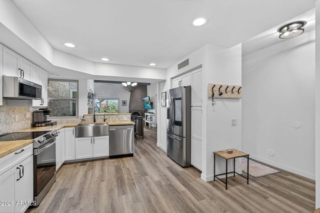 7984 E CACTUS WREN Road, Scottsdale, AZ 85250