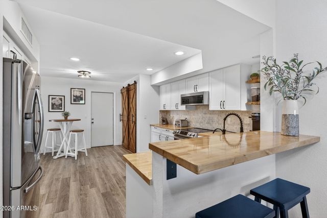 7984 E CACTUS WREN Road, Scottsdale, AZ 85250