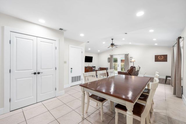 32 7th Avenue 120, Shalimar, FL 32579