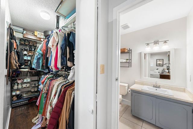 32 7th Avenue 120, Shalimar, FL 32579