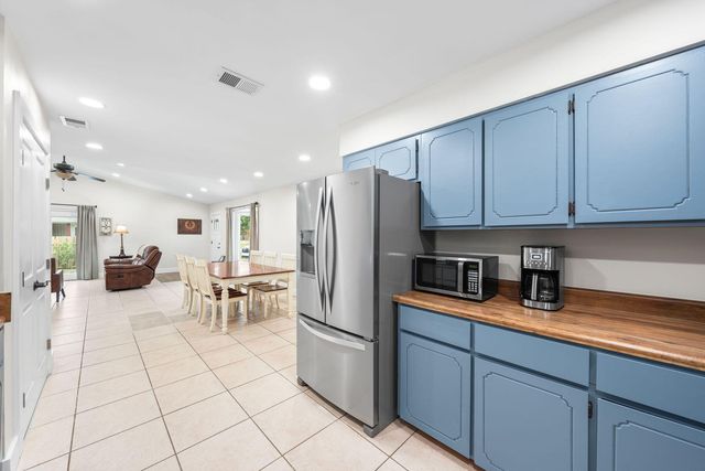 32 7th Avenue 120, Shalimar, FL 32579