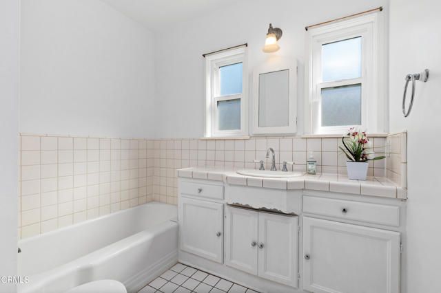 4920 Nagle Avenue, Sherman Oaks, CA 91423