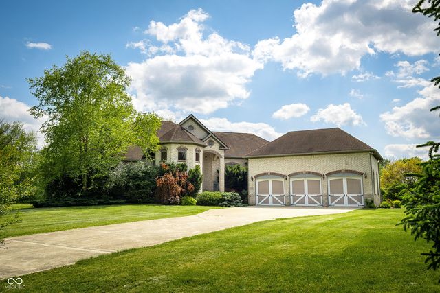 10165 Sanctuary Drive, Brownsburg, IN 46112