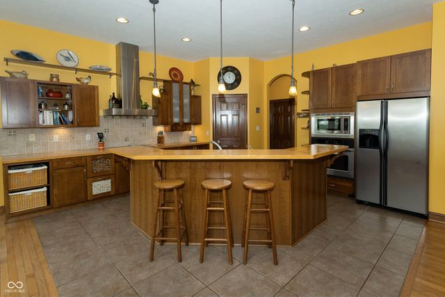 10165 Sanctuary Drive, Brownsburg, IN 46112
