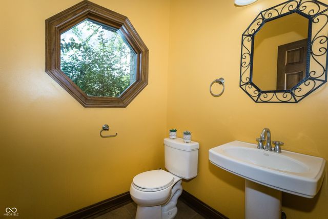 10165 Sanctuary Drive, Brownsburg, IN 46112