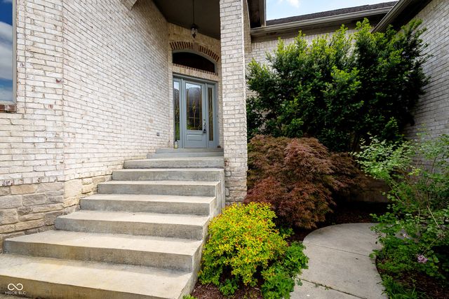 10165 Sanctuary Drive, Brownsburg, IN 46112