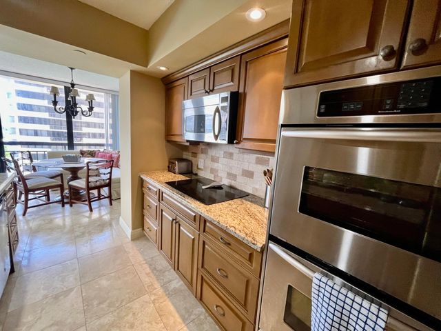 4100 N Ocean Drive 803, Singer Island, FL 33404
