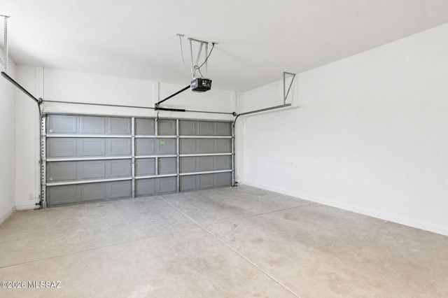 2247 S Vía Alonso, Green Valley, AZ 85614