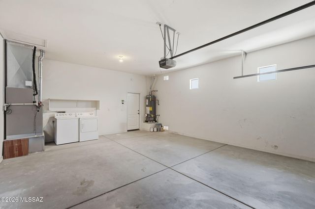 2247 S Vía Alonso, Green Valley, AZ 85614