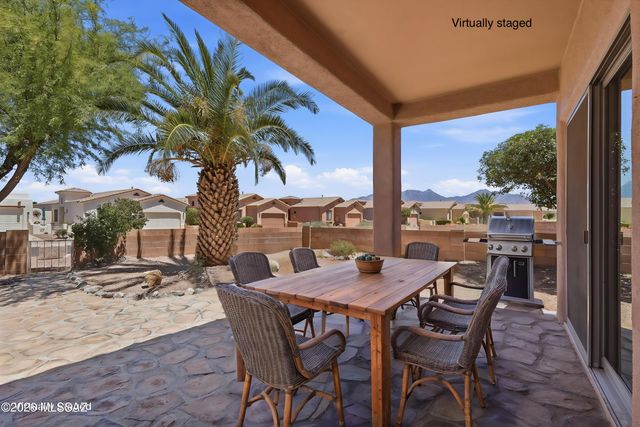2247 S Vía Alonso, Green Valley, AZ 85614