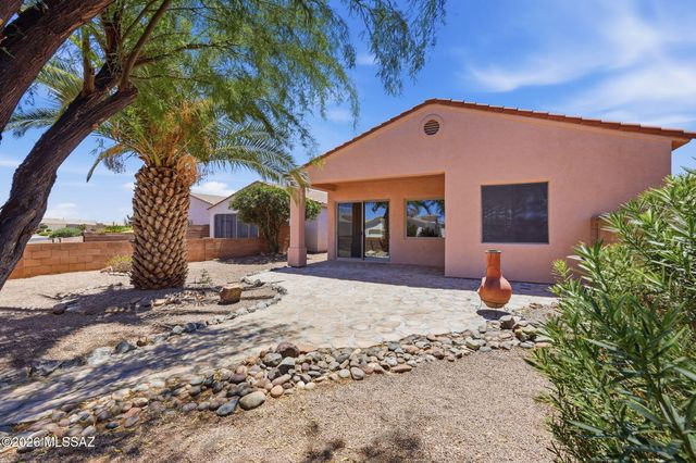 2247 S Vía Alonso, Green Valley, AZ 85614