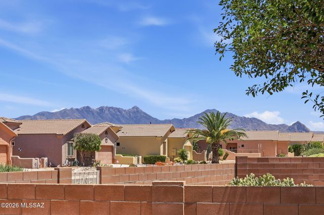 2247 S Vía Alonso, Green Valley, AZ 85614