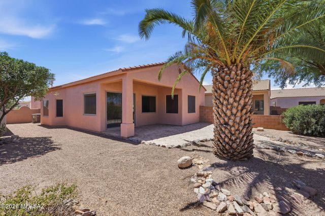 2247 S Vía Alonso, Green Valley, AZ 85614