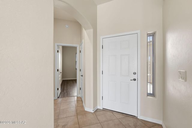 2247 S Vía Alonso, Green Valley, AZ 85614