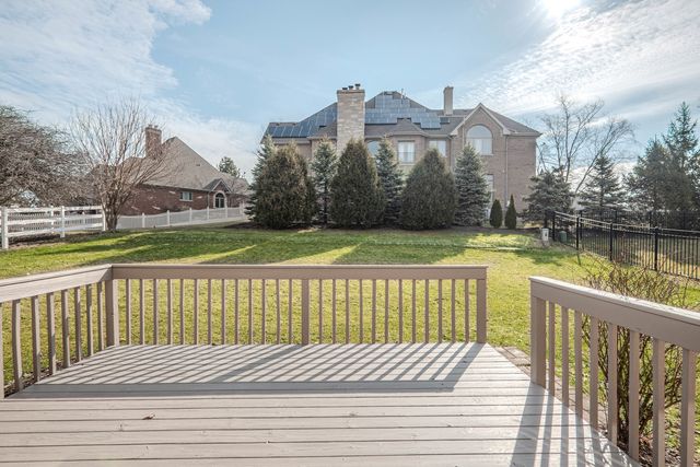 441 Wheeler Drive, Lemont, IL 60439