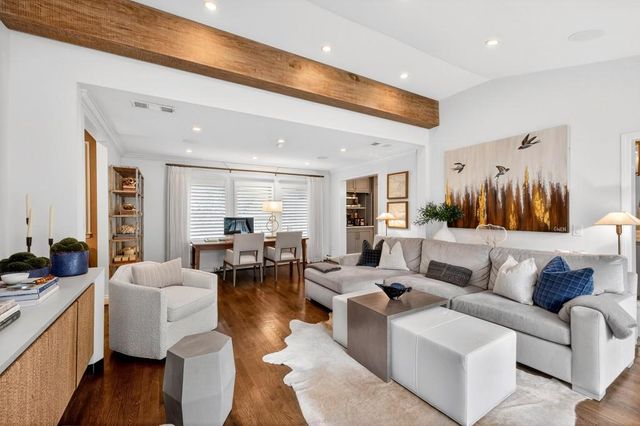 964 Buckingham NW Circle, Atlanta, GA 30327