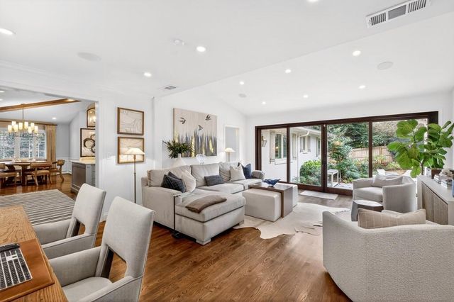 964 Buckingham NW Circle, Atlanta, GA 30327