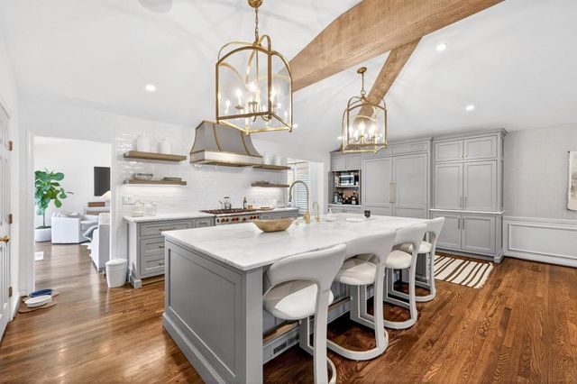 964 Buckingham NW Circle, Atlanta, GA 30327