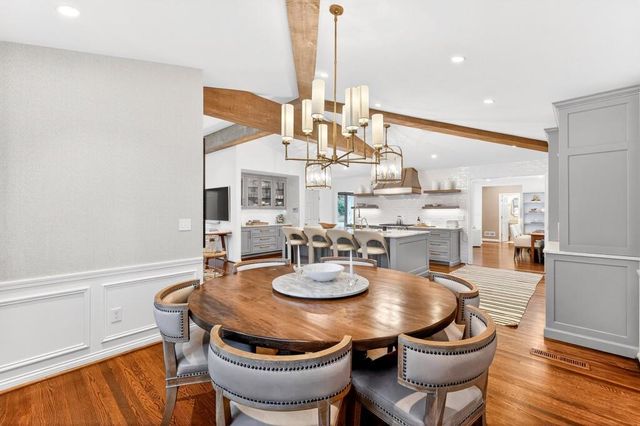 964 Buckingham NW Circle, Atlanta, GA 30327