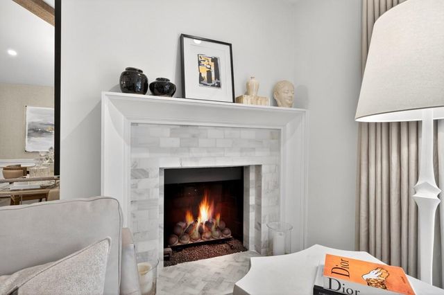 964 Buckingham NW Circle, Atlanta, GA 30327