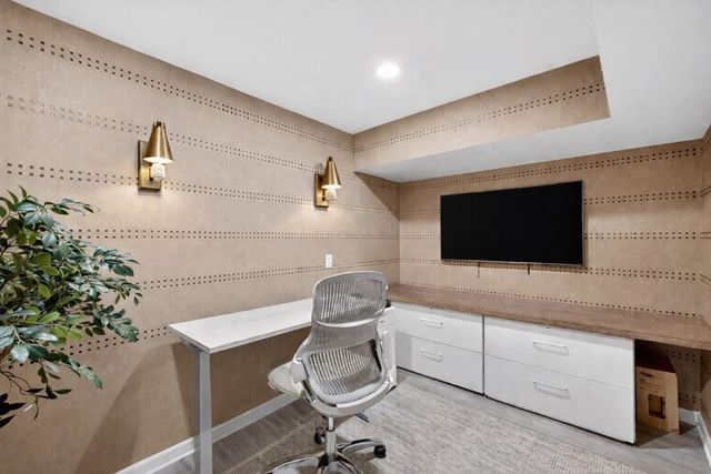 964 Buckingham NW Circle, Atlanta, GA 30327