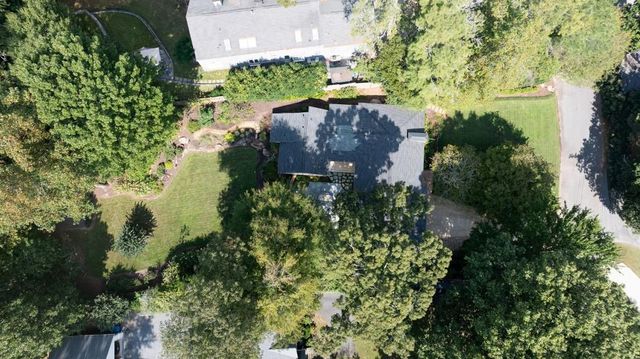 964 Buckingham NW Circle, Atlanta, GA 30327