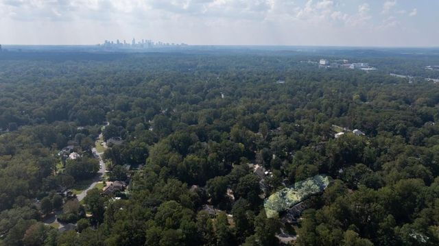 964 Buckingham NW Circle, Atlanta, GA 30327