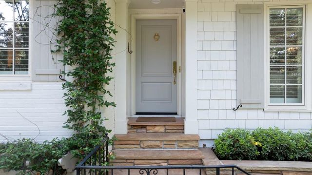 964 Buckingham NW Circle, Atlanta, GA 30327