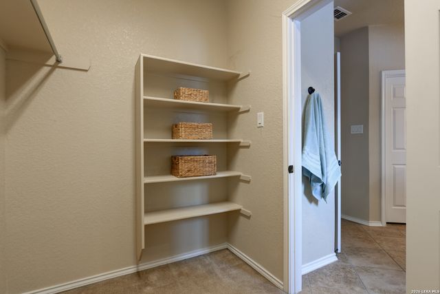 2718 Brighton Park, Converse, TX 78109