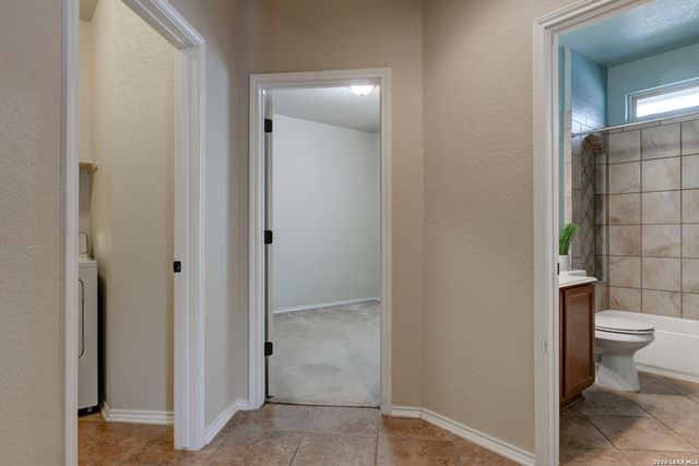 2718 Brighton Park, Converse, TX 78109