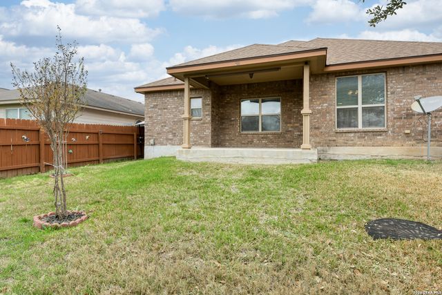 2718 Brighton Park, Converse, TX 78109