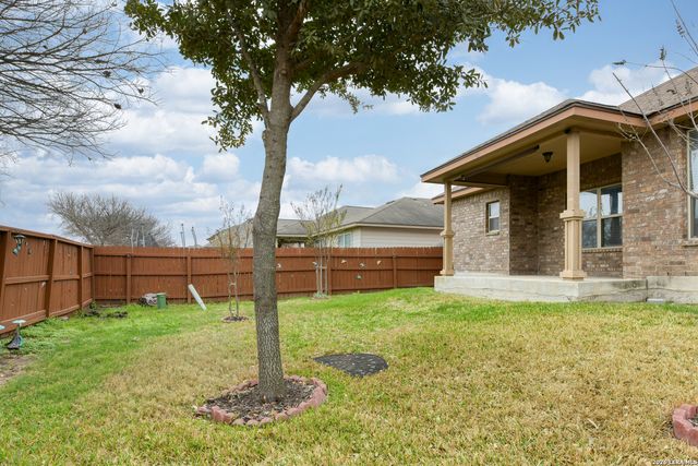 2718 Brighton Park, Converse, TX 78109