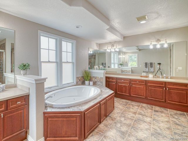 6763 S Robb Court, Littleton, CO 80127