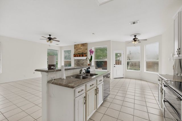408 Willow Bend Drive, Murphy, TX 75094