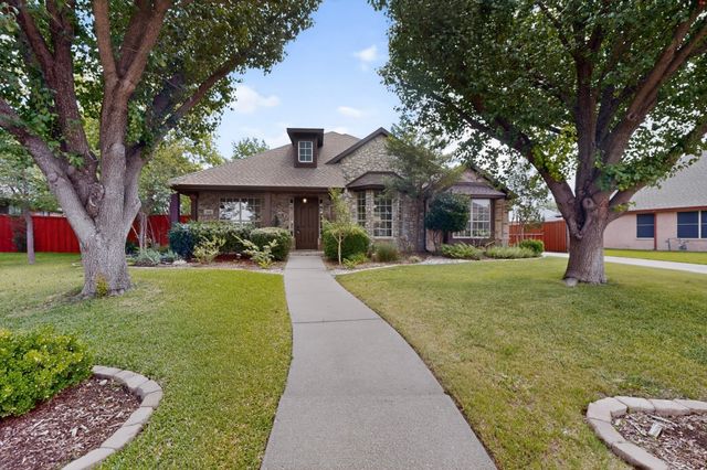 408 Willow Bend Drive, Murphy, TX 75094