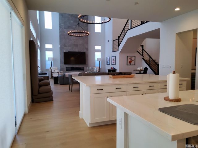 5449 Side Saddle Trail, Reno, NV 89511