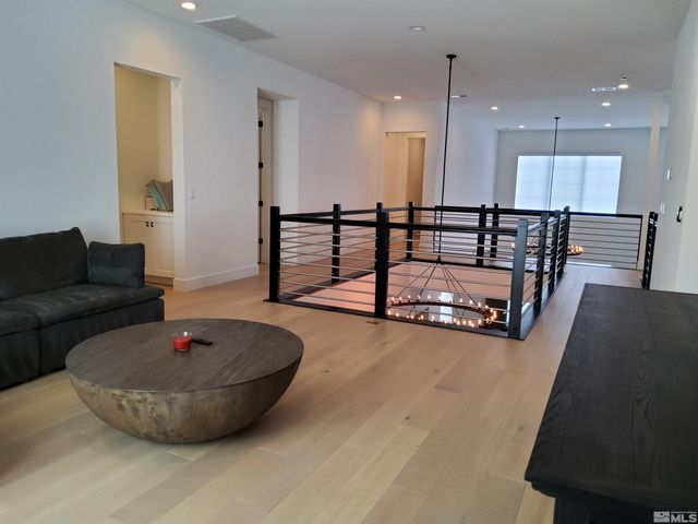 5449 Side Saddle Trail, Reno, NV 89511