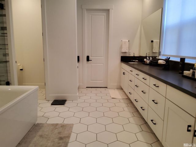 5449 Side Saddle Trail, Reno, NV 89511