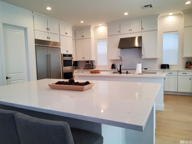 5449 Side Saddle Trail, Reno, NV 89511