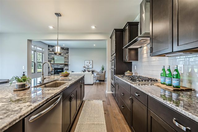 2559 Timber Glen Drive, Ann Arbor, MI 48108