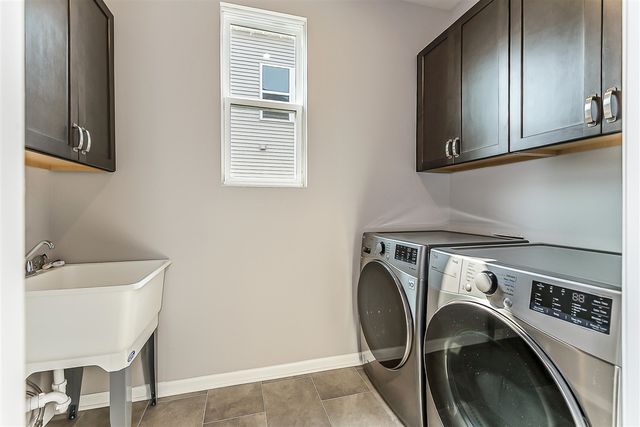 2559 Timber Glen Drive, Ann Arbor, MI 48108