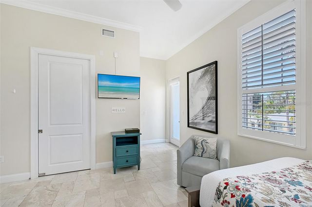 1021 CRESCENT STREET 1, Sarasota, FL 34242